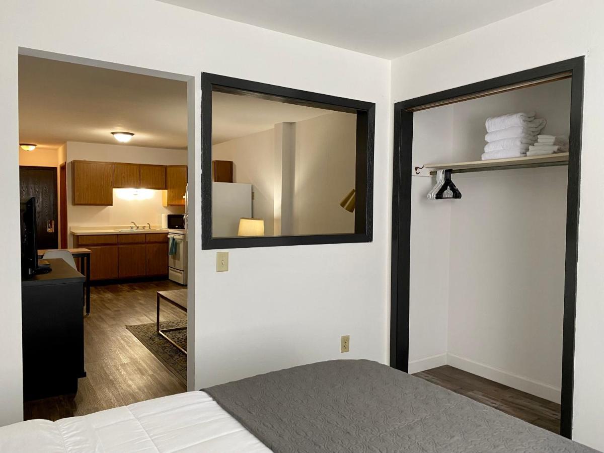 Onora Suites Wausau Exterior foto