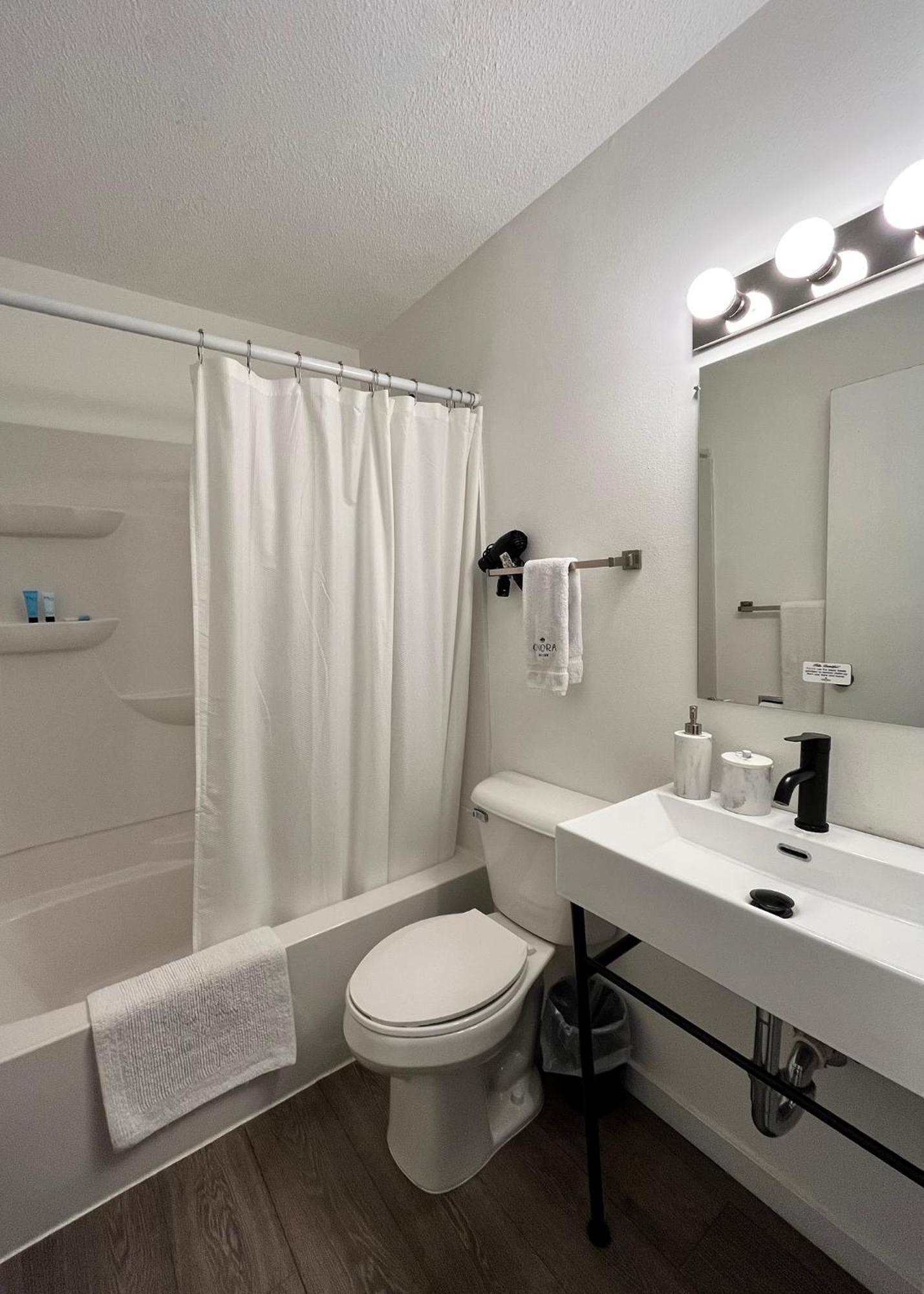 Onora Suites Wausau Exterior foto