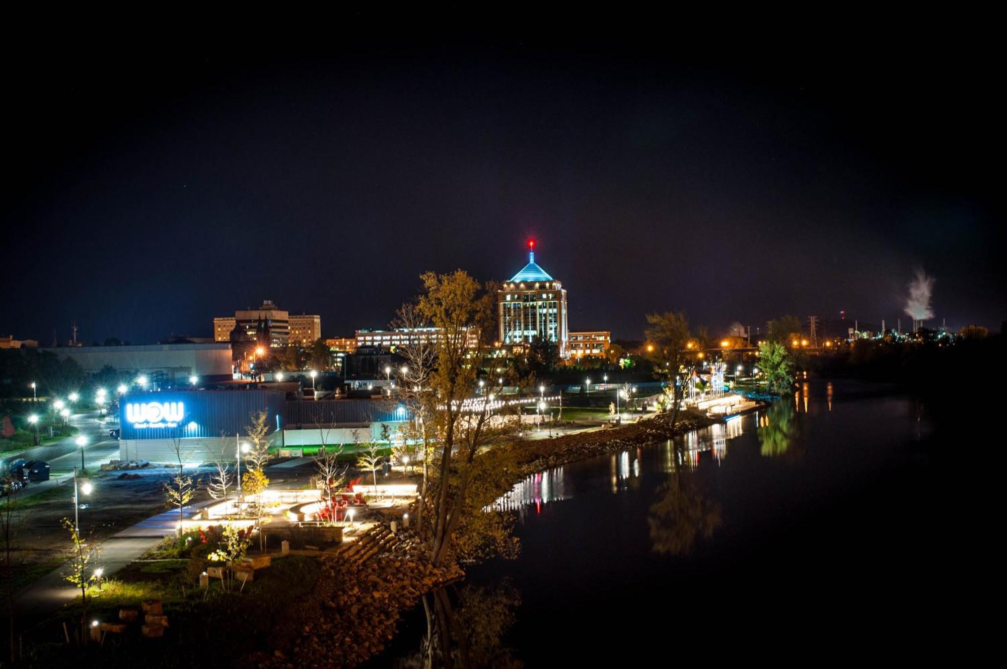 Onora Suites Wausau Exterior foto